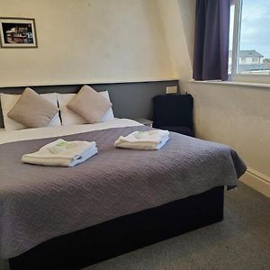 Zimmer mit Queensize-Bett